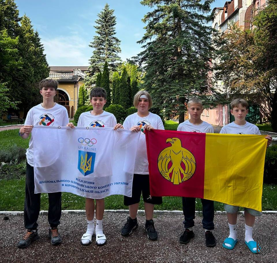 тр (16)