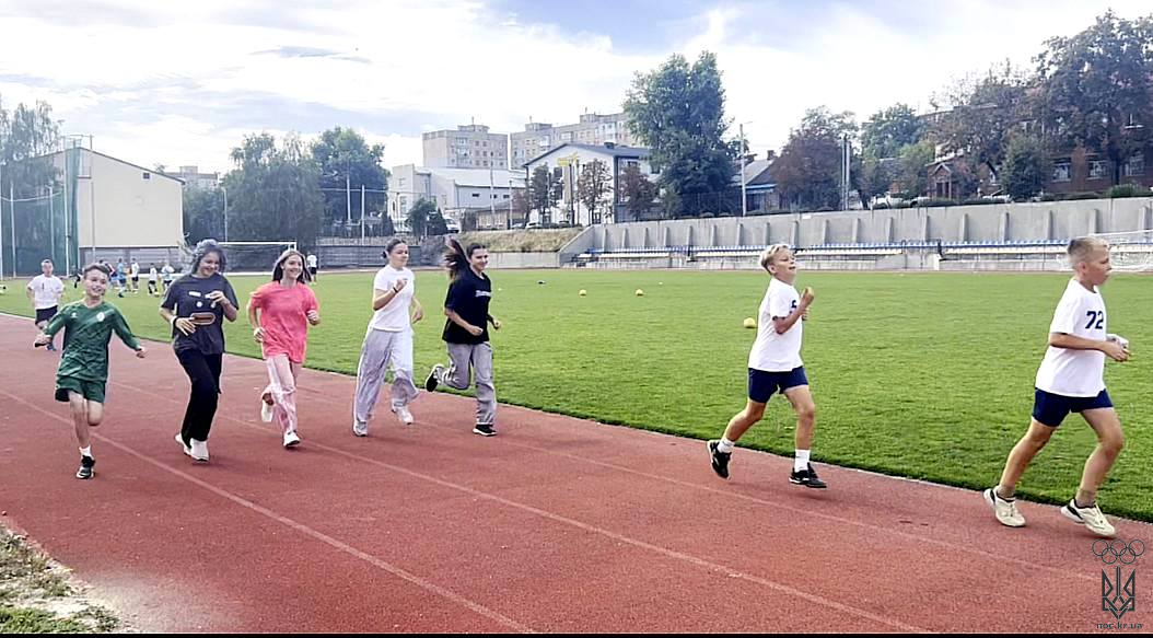 л (5)