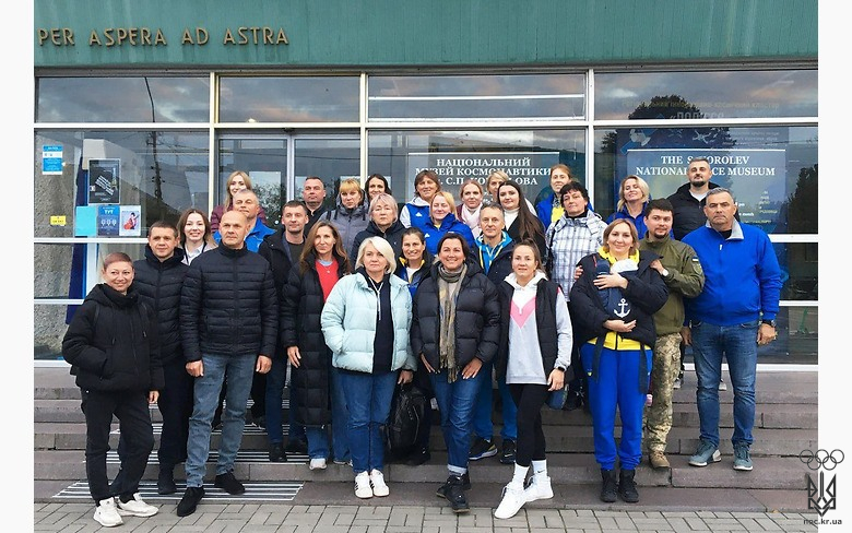 4b1f4cb345446a23fb2a1c83cddba265_big